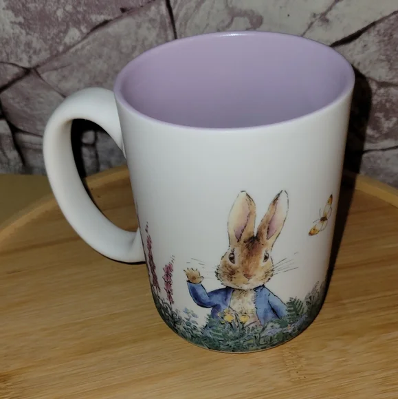 Peter Rabbit Ceramic Mug with Pastel Design - Picture 3 of 3